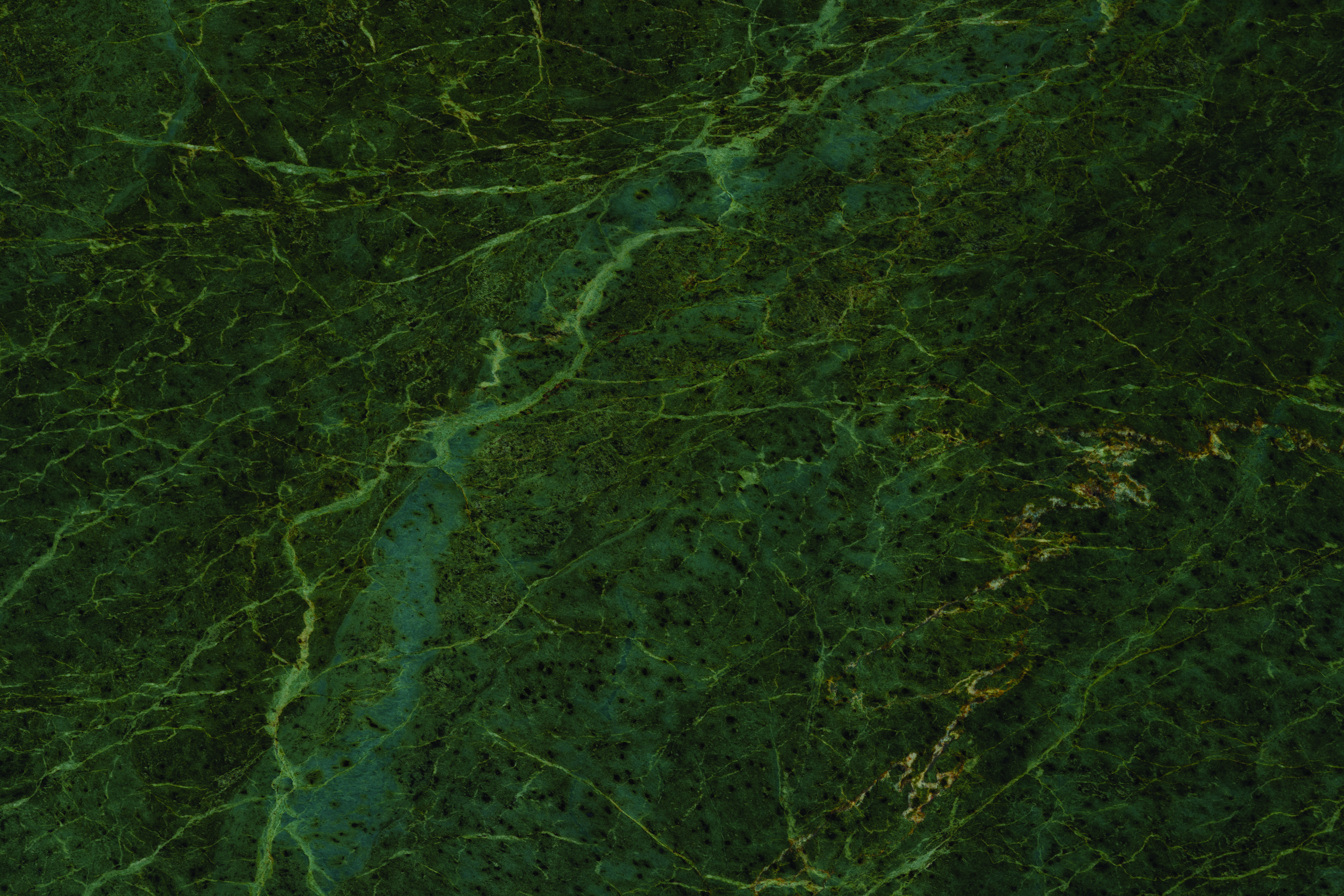 GREEN AMZONITE Hover