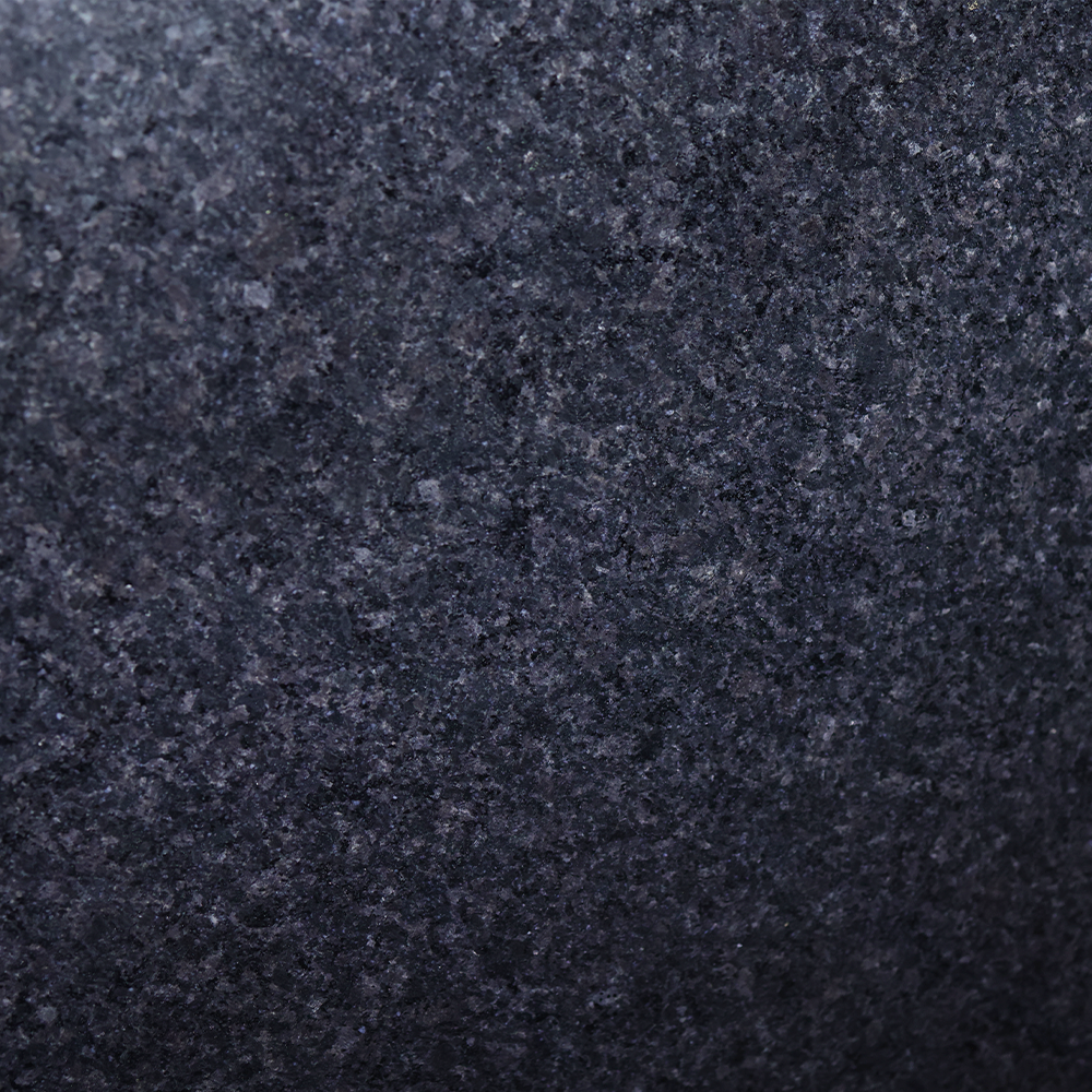 SAPHIRE BLACK