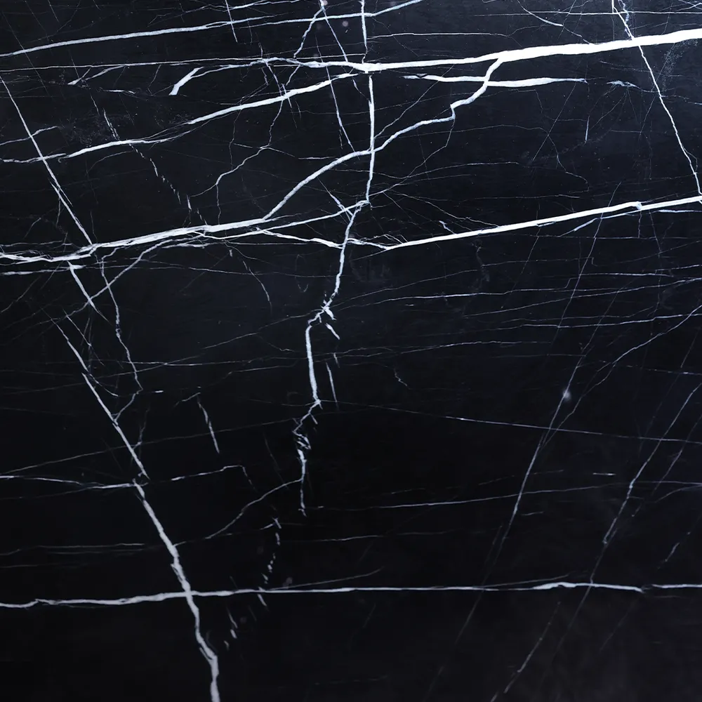 BLACK MARQUINA